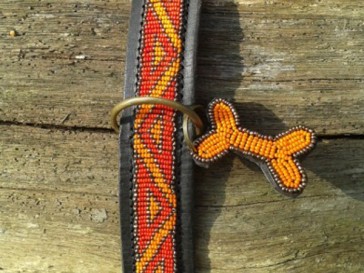 Afrikanisches Lederhalsband D-Ring Mtte, Rot-Orange